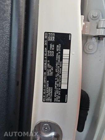 2024 Volvo XC40 B5 Plus Bright Theme – miniatura 14