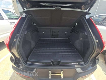 2024 Volvo XC40 B5 Plus Bright Theme - miniatura 14