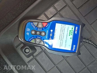 2024 Volvo XC40 B5 Plus Bright Theme - miniatura 22
