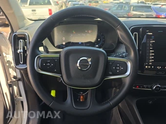2024 Volvo XC40 B5 Plus Dark Theme – miniatura 10