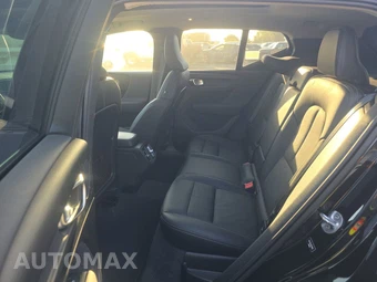 2024 Volvo XC40 B5 Plus Dark Theme – miniatura 13
