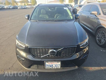 2024 Volvo XC40 B5 Plus Dark Theme – miniatura 2