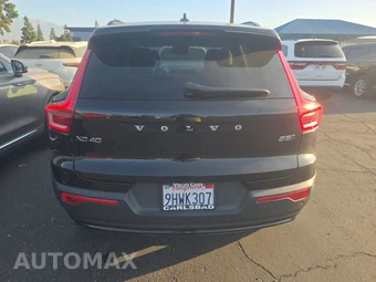 2024 Volvo XC40 B5 Plus Dark Theme – miniatura 5