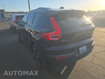 2024 Volvo XC40 B5 Plus Dark Theme – miniatura 6