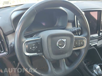 2024 Volvo XC40 B5 Plus Dark Theme – miniatura 10