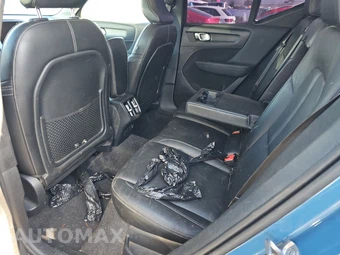 2024 Volvo XC40 B5 Plus Dark Theme – miniatura 13