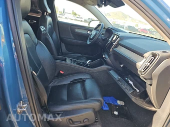 2024 Volvo XC40 B5 Plus Dark Theme – miniatura 8