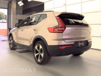 2024 Volvo XC40 B5 Plus Dark Theme – miniatura 6