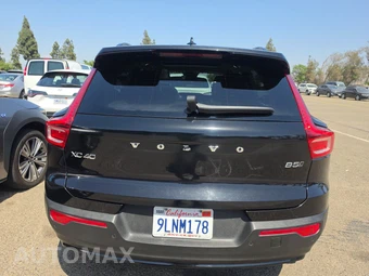 2024 Volvo XC40 B5 Plus Dark Theme – miniatura 5