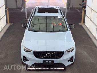 2024 Volvo XC40 B5 Plus Dark Theme – miniatura 2