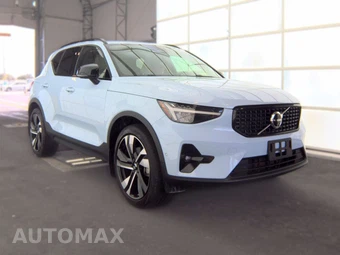 2024 Volvo XC40 B5 Plus Dark Theme – miniatura 3