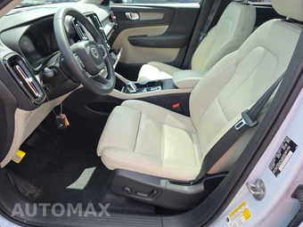 2024 Volvo XC40 B5 Plus Dark Theme – miniatura 7