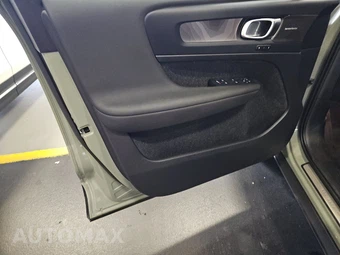 2024 Volvo XC40 Recharge Pure Electric Ultimate - miniatura 9