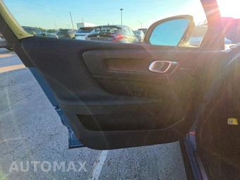 2024 Volvo XC40 Recharge Pure Electric Ultimate - miniatura 9
