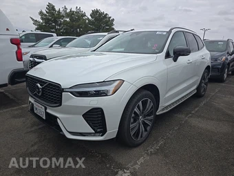 2024 Volvo XC60 B5 Core Dark Theme