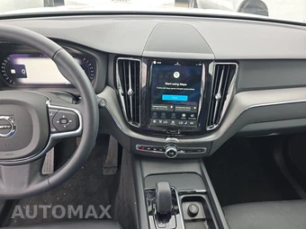 2024 Volvo XC60 B5 Core Dark Theme – miniatura 11