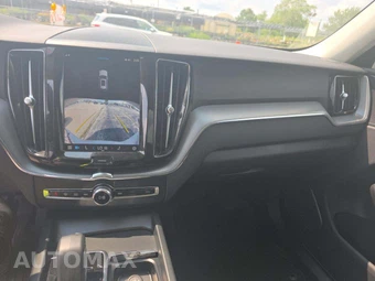 2024 Volvo XC60 B5 Core Dark Theme - miniatura 10