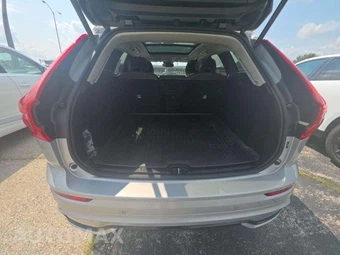 2024 Volvo XC60 B5 Core Dark Theme - miniatura 14