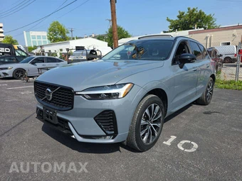 2024 Volvo XC60 B5 Core Dark Theme