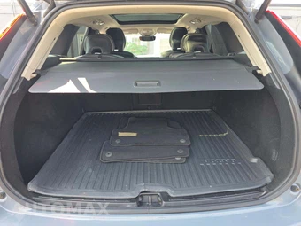2024 Volvo XC60 B5 Core Dark Theme – miniatura 14