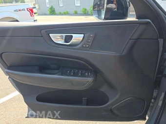 2024 Volvo XC60 B5 Core Dark Theme – miniatura 26