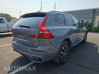 2024 Volvo XC60 B5 Core Dark Theme – miniatura 3