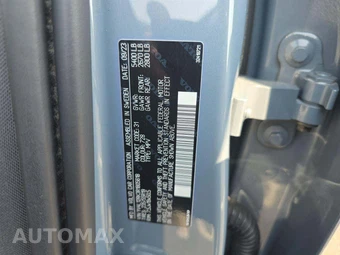 2024 Volvo XC60 B5 Core Dark Theme – miniatura 5
