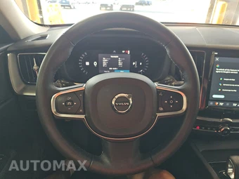 2024 Volvo XC60 B5 Core Dark Theme – miniatura 10
