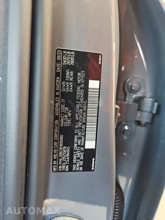 2024 Volvo XC60 B5 Core Dark Theme – miniatura 14