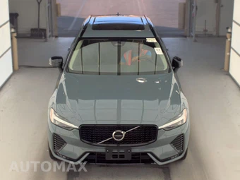 2024 Volvo XC60 B5 Core Dark Theme – miniatura 2