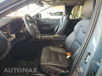 2024 Volvo XC60 B5 Core Dark Theme – miniatura 7