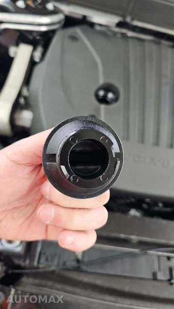 2024 Volvo XC60 B5 Core Dark Theme – miniatura 18