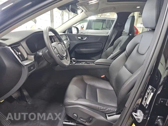 2024 Volvo XC60 B5 Core Dark Theme – miniatura 7