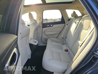 2024 Volvo XC60 B5 Core Dark Theme – miniatura 13
