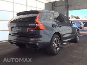 2024 Volvo XC60 B5 Core Dark Theme – miniatura 4