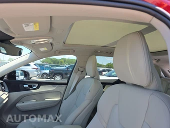 2024 Volvo XC60 B5 Core Dark Theme – miniatura 17