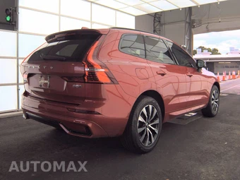 2024 Volvo XC60 B5 Core Dark Theme – miniatura 4