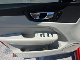 2024 Volvo XC60 B5 Core Dark Theme – miniatura 9