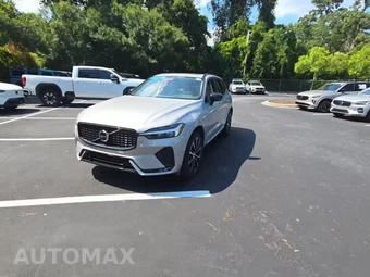2024 Volvo XC60 B5 Plus Dark Theme