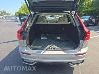 2024 Volvo XC60 B5 Plus Dark Theme – miniatura 11