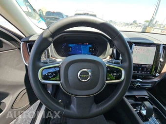 2024 Volvo XC60 B5 Plus Dark Theme – miniatura 10