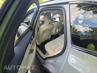 2024 Volvo XC60 B5 Plus Dark Theme - miniatura 13