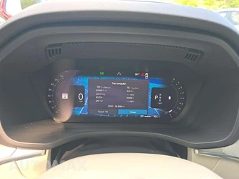 2024 Volvo XC60 B5 Plus Dark Theme - miniatura 9