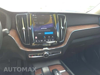 2024 Volvo XC60 B5 Plus Dark Theme – miniatura 10