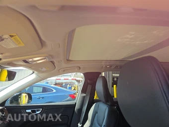 2024 Volvo XC60 B5 Plus Dark Theme - miniatura 18