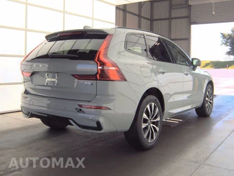 2024 Volvo XC60 B5 Plus Dark Theme - miniatura 4