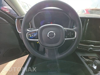 2024 Volvo XC60 B5 Plus Dark Theme – miniatura 10