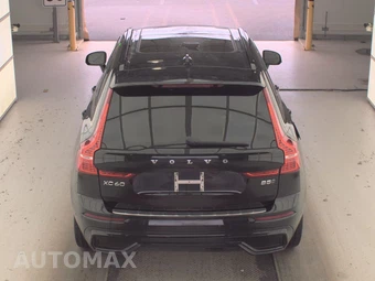 2024 Volvo XC60 B5 Plus Dark Theme – miniatura 5