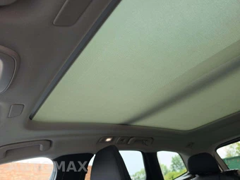 2024 Volvo XC60 B5 Plus Dark Theme - miniatura 11
