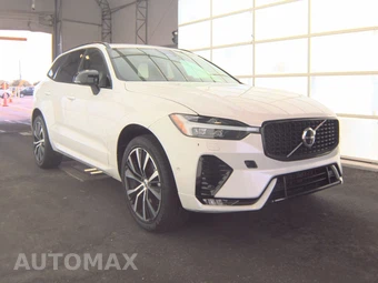 2024 Volvo XC60 B5 Plus Dark Theme - miniatura 3